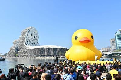 黃色小鴨+演唱會經濟發威  高市去年狂吸6794萬名觀光客傲視全台