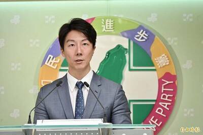 黃國昌借新北宣講場地碰壁反怪綠營 民進黨：巨嬰亂牽拖