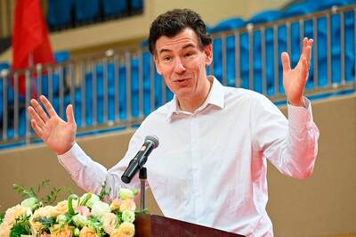 法國科學家曾批評川普政策 遭控「散播仇恨言論」驅逐出境