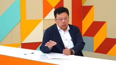 傅崐萁財產申報、政治獻金  李俊俋：上網無法查了