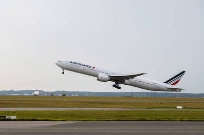 起飛2小時「乘客手機不見」 法航緊急掉頭返航