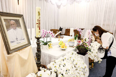 《TAIPEI TIMES》 Pope to lie in state from today, funeral on Saturday