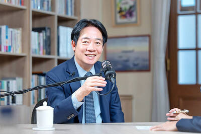 《TAIPEI TIMES》 China should review Taiwan policy: Lai