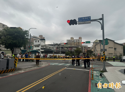 三峽車禍》救命人力不足！正妹老師求助載人送醫 記者秒答應片瘋傳