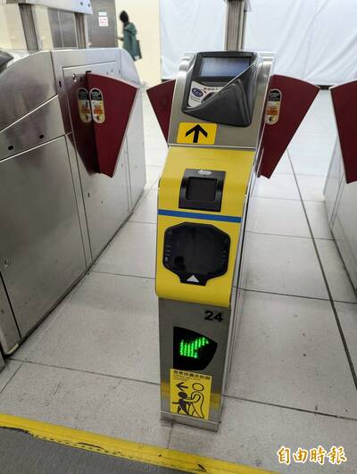 台北捷運增多元支付挨批不符人體工學 閘門更新進度落後