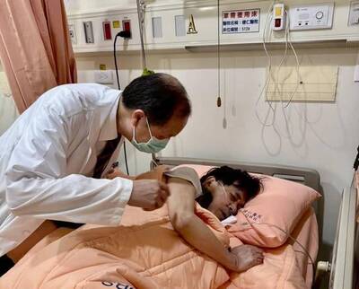 陳水扁病榻照曝光！血便切除8瘜肉 臥床神情痛苦