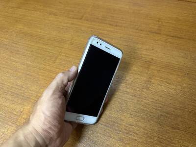 偷拍與小女友性愛片傳給女前任 前任恐嚇女方 2男都慘了