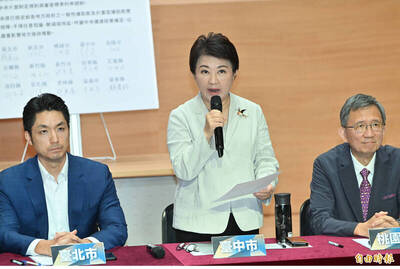 嗅到風向不對？周軒點名藍營兩縣市長：看起來不想和盧、朱攪和了......