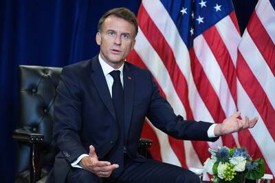 總統也得讓！川普車隊要過 馬克宏在紐約被警方攔下