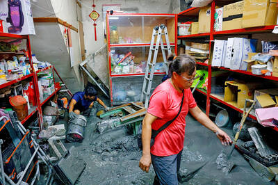 《TAIPEI TIMES》 Eight still missing after Hualien flood