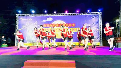 大林鎮中秋晚會熱鬧登場鄉親歡度佳節