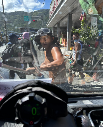 帥慘！花蓮災區「洗車超人」撞臉婁峻碩 1舉動讓姐妹們暴動