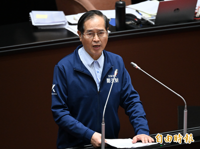 鄭天財重提空軍載挖土機挖堰塞湖 被災民嗆「你去」轉頭開溜......