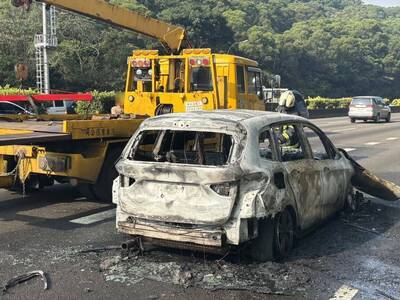 中山高林口段火燒車 上午尖峰雙向回堵11公里