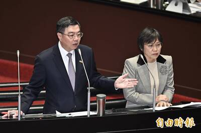 張智倫要求提數位身分證時程 劉世芳：個資會組織法齊全積極研議