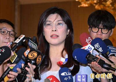 支持傅崐萁續任總召修改「2年條款」？鄭麗文：不過問黨團決議或內部選舉