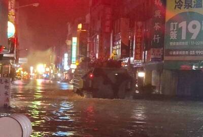 破紀錄!颱風+季風共伴效應  蘇澳測站日雨量達635.5毫米