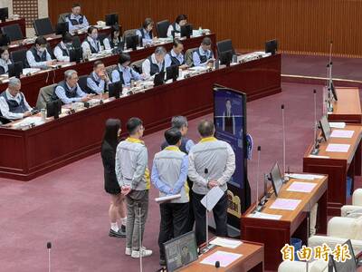 北市「AI公車站長」功能陽春 柳采葳批如打卡行銷