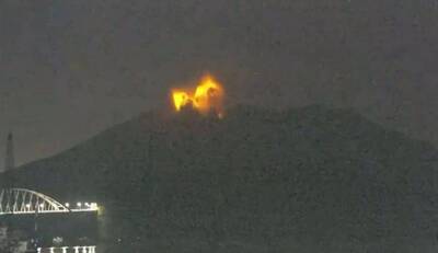 鹿兒島火山再爆發！濃煙直衝4400公尺 42飛機航班受阻