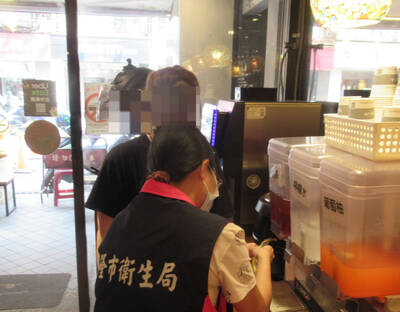 基隆人从众牛排紅茶腸桿菌科超標 台東六扇門基改資訊標示不符規定