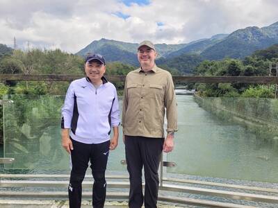 邀AIT處長谷立言坪林健行 侯友宜推薦新北秘境