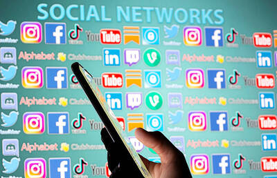 《TAIPEI TIMES》Over 70％ favor YouTube and Facebook: poll