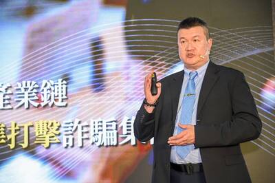 憂詐騙轉移平台 馬士元：暫限小紅書是防詐超前部署