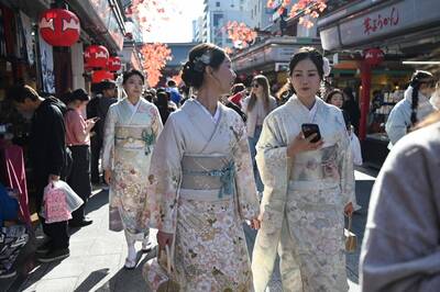 中國人瘋狂「潤日」!在日本2年開7千間公司只為取得居留權 中國人瘋狂「潤日」!在日本2年開7千間公司只為取得居留權