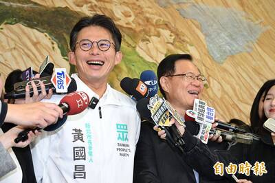 國民黨睽違9年發年終 黃國昌笑回「不輕鬆」：民眾黨比照去年