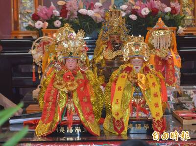 連擲5聖筊！台中工學福德祠土地公喜迎土地婆 背後藏救人故事