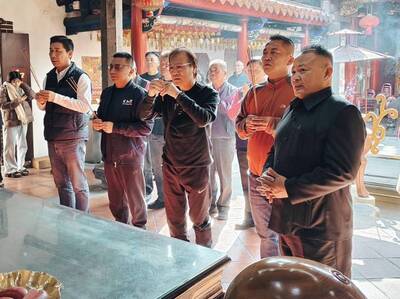 謝衣鳯、謝典霖姊弟鬩牆？彰化謝家掌門人「謝董」說話了