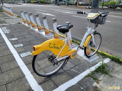 YouBike螢幕亮度不夠？北市議員要求改善