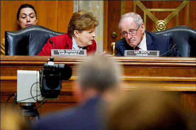 《TAIPEI TIMES》 US senators criticize defense budget delays