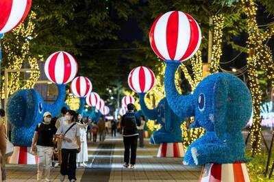 新北燈會驚見耶誕城裝置藝術 民政局：落實永續、環保