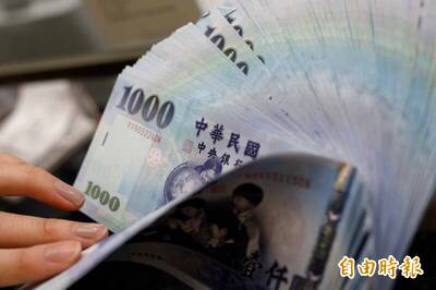 國中生車手私吞96萬！怕全家被殺衝警局報案 結局大快人心