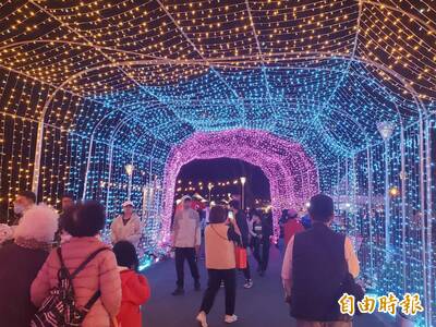 高市「鳳山光之季」春節突破12.6萬人潮 228連假加碼皮影戲、樂團表演