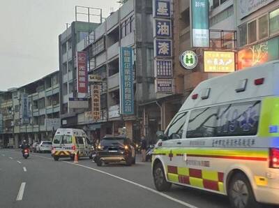 台中又爆情殺！女「脖子插刀」當街倒地送醫不治 行凶男抓到了