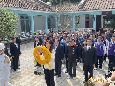 慈湖弔蔣時談國共內戰 鄭麗文：相信總裁樂見我們對兩岸和平的努力