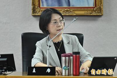 藍委提案修法公務員貪汙5萬以下免刑 粉專酸：KMT比共產黨還先進