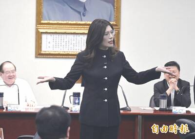 圖輯》鄭麗文秀「廣東特製女版中山裝」 補綴南京中山陵的遺憾