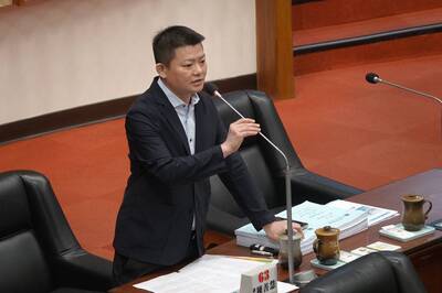 副議長稱高雄大型醫院排班計程車不收敬老卡 籲社會局研議對策