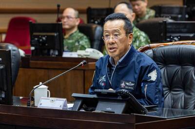 應對敵無人機威脅 國防部推AI情資融合與多重通信備援