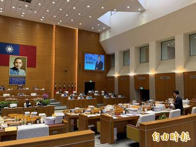 竹縣議員認竹北3成壅塞因找車位 提智慧城市「不堵、不等、不找錢」