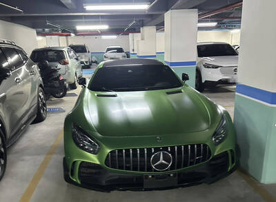 結婚先買AMG！彰化女送男友「綠惡魔」跑車  結局超心碎