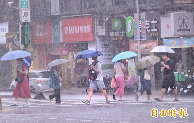 豪雨炸不停！6/10停班停課一次看 1縣市宣布繼續放
