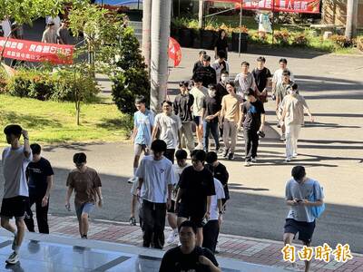 分科測驗》公民科關稅、電動車全入題 高雄考生哀嚎