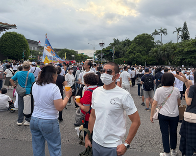 凱道「反毒油」人數破15萬？黃益中現場打臉：目測不超過3萬人