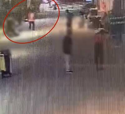 醉街友北車旁隨地便溺 資深街友圍毆送辦