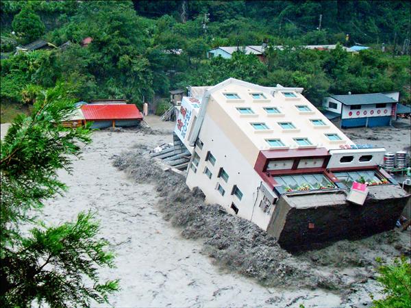 廬山賓館遭埋2飯店倒塌 焦點 自由時報電子報