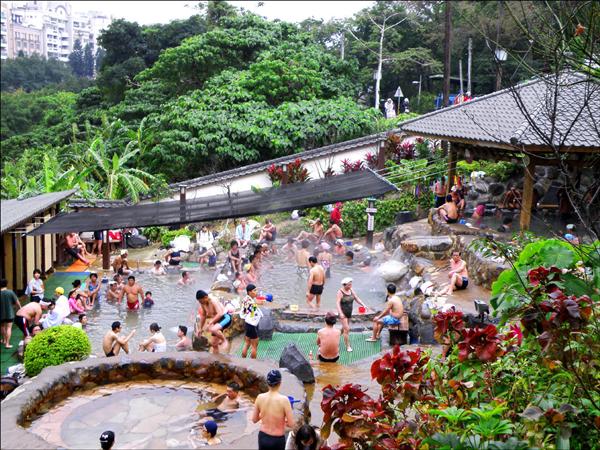 冬寒泡湯熱北投溫泉親水公園客滿 地方 自由時報電子報